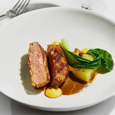 Hotell Harvey's Point 4*