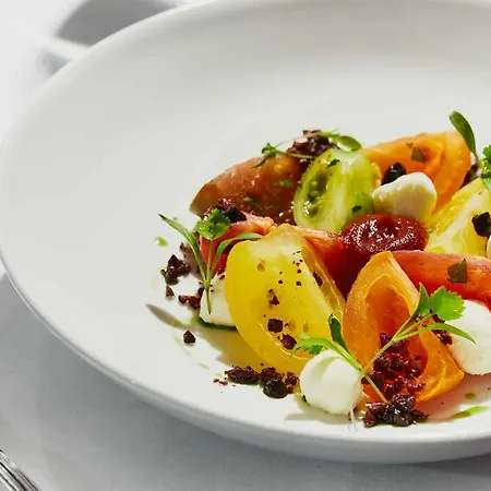 Harvey's Point Hotell 4*