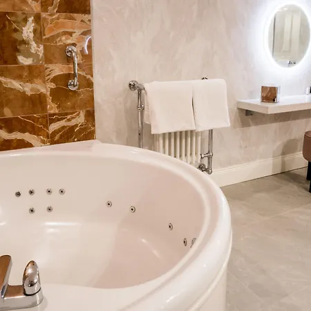 Harvey's Point Donegal Town