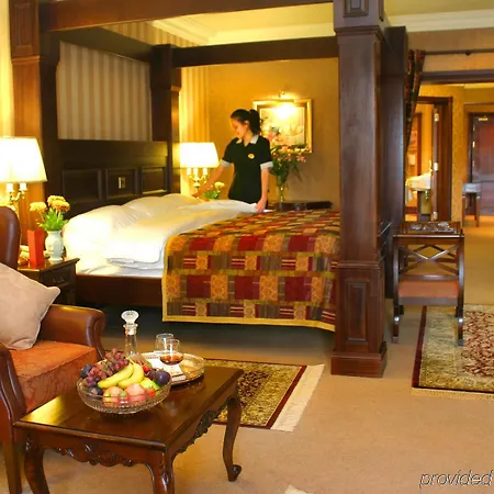 Hotel Harvey's Point 4*