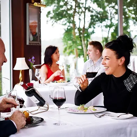 Harvey's Point מלון